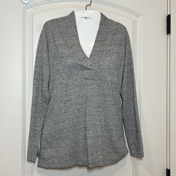 Cabi Style 3060 Small Heathered Gray V Neck Long Sleeve Placket Top - Picture 4 of 8